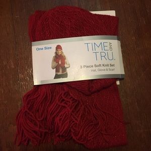 Brand new scarf and hat